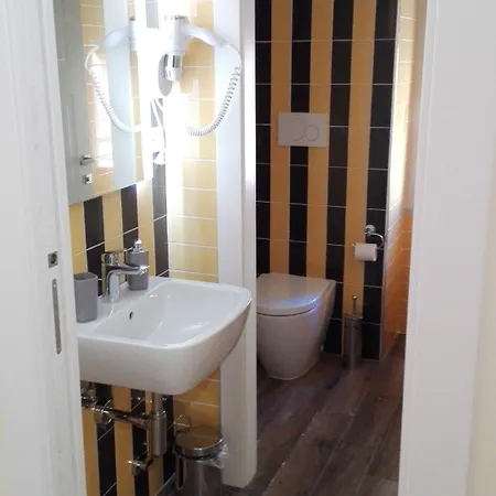 Colors Of Cinque Terre - 4*