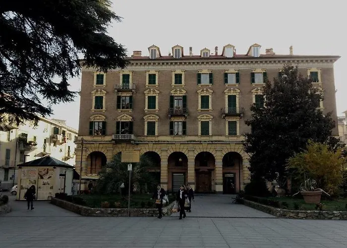 Colors Of Cinque Terre - 4*